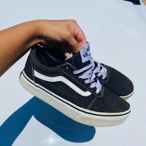 Womens old skool vans size 6 (37 eur)